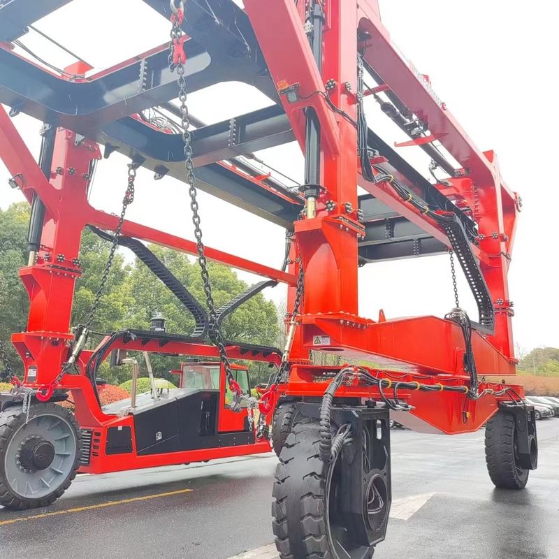 Büyük Boy Ürünleri Kaldırmak İçin 40T Mobil Portal Vinç Nakliye Konteyneri